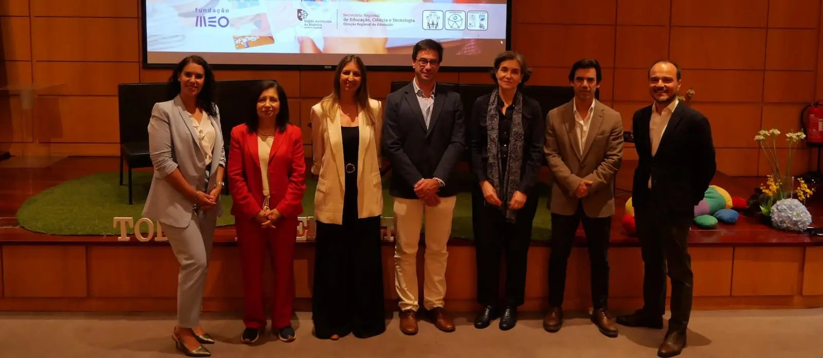 RBE Madeira Todos Juntos Podemos Ler